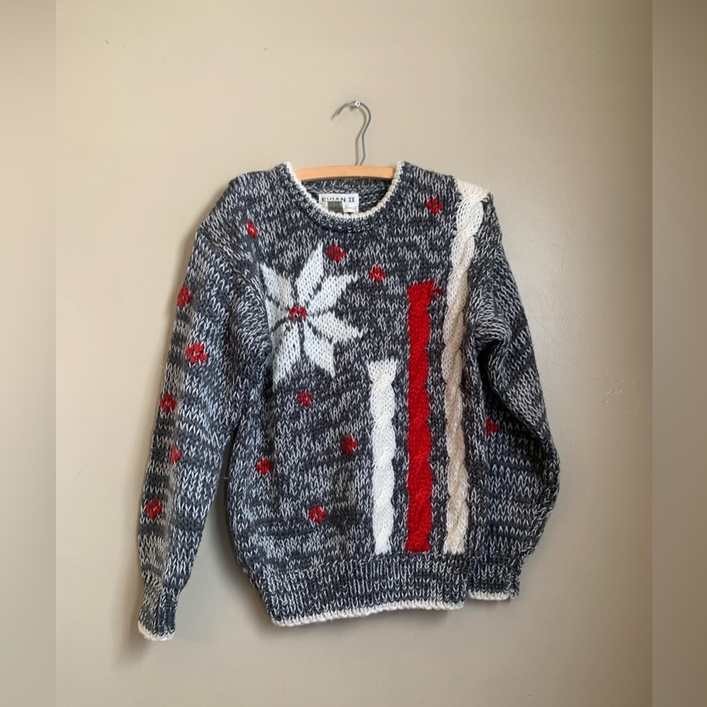 Evian ll hand knit sweater Black Gray Star Holiday Chunky Vtg 80’s